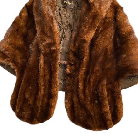 Vintage 50’s / 60’s N.L. Kaplan Brown Real Fur Shawl - Picture 4 of 13